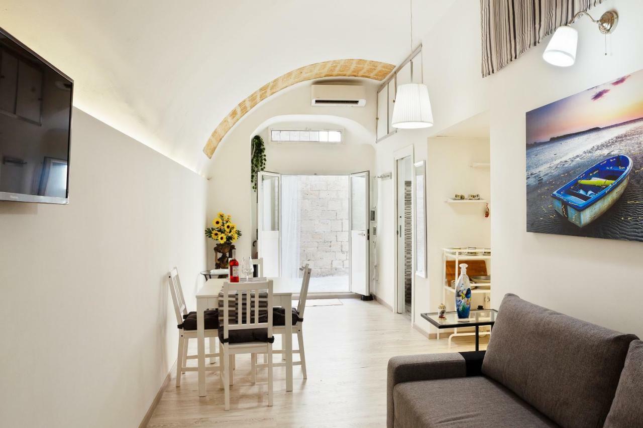 San Nicola Casa Clemente Apartment Bari Exterior photo